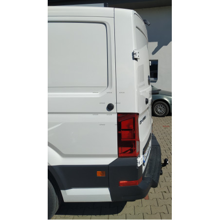 Anhängerkupplung für Volkswagen CRAFTER - Kastenwagen mit Treppe - Einzelräder - manuall–AHK starr